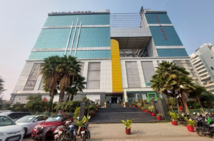 pearls omaxe mall image